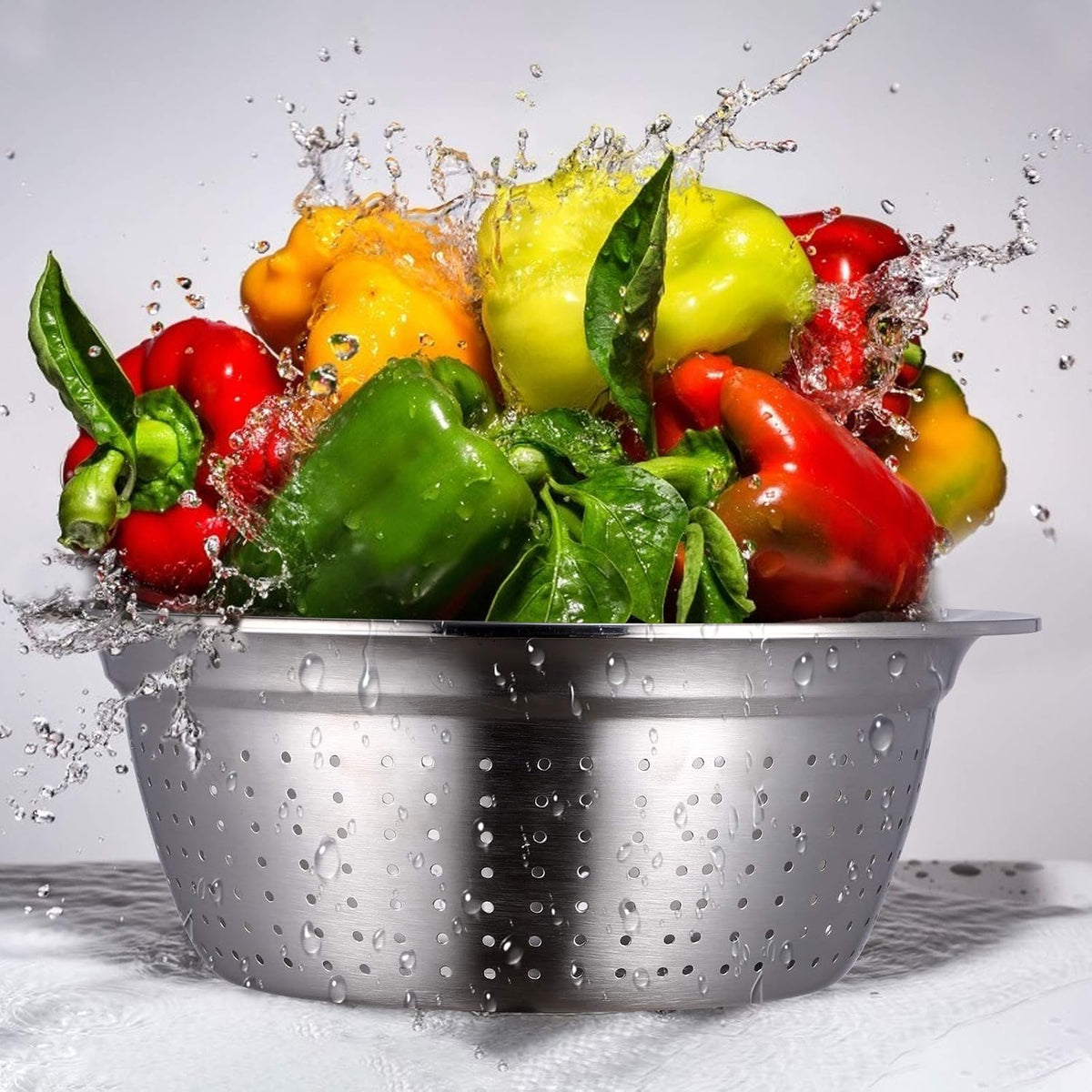 3-in-1 Stainless Steel Grater & Strainer with Drain Basket - Versatile Vegetable Cutter, Salad Bowl & Shredder for Effortless Kitchen Prep